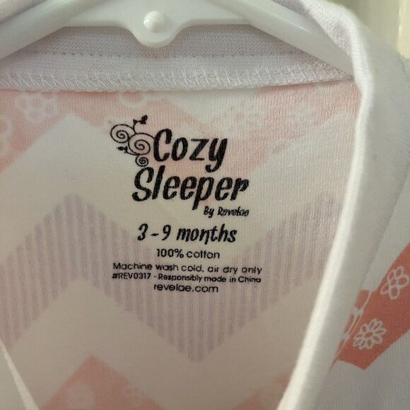 Revelae Cozy Baby Sleeper Swaddle Wearable Blanket Chevron Size 3-9M - Picture 6 of 10